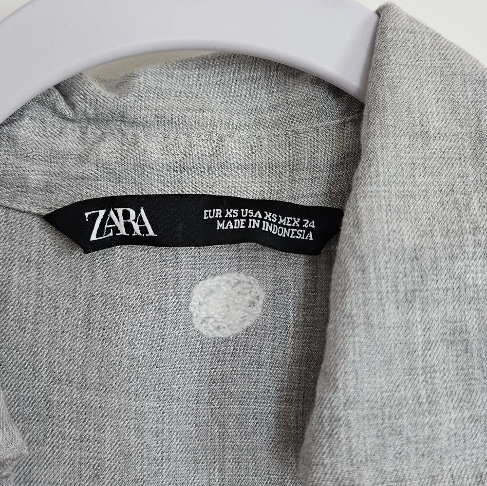 Zara gray white